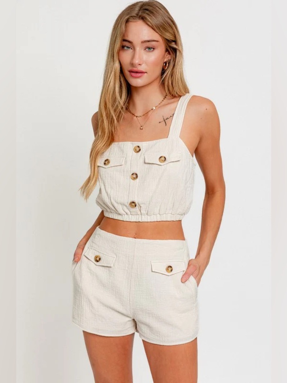 NWT Lelis Crop Top